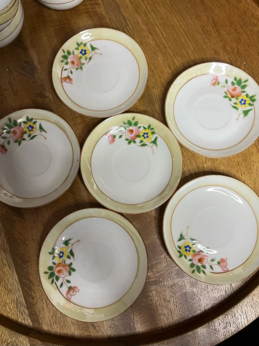 Vintage MINIATURE 28 piece Porcelain Tea Set‎